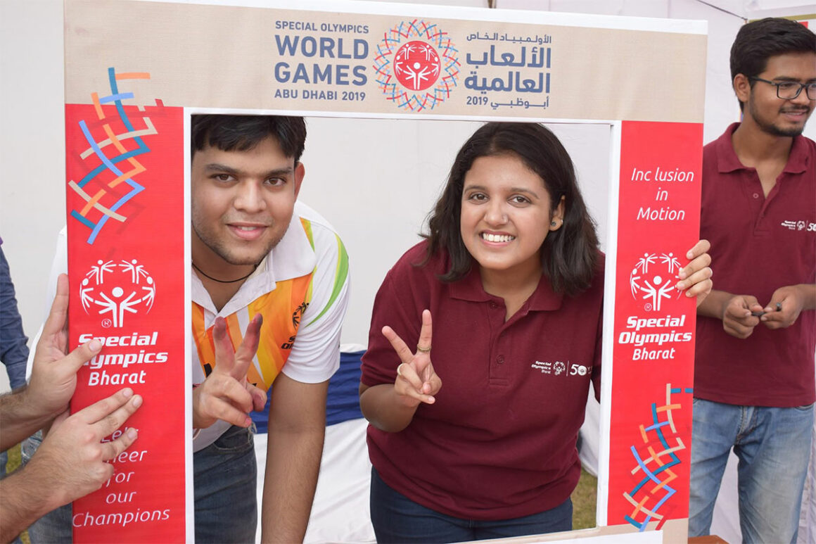 SHREY KADIAN (LEFT) AND SIMRAN SAHNI (RIGHT) AT THE WORLD GAMES IN 2019.