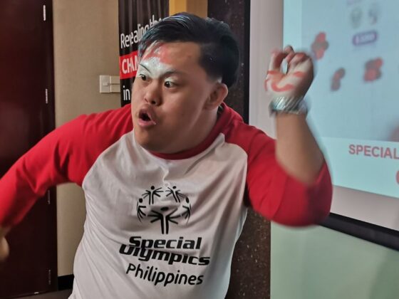 Special Olympics basketball athlete never gives up
