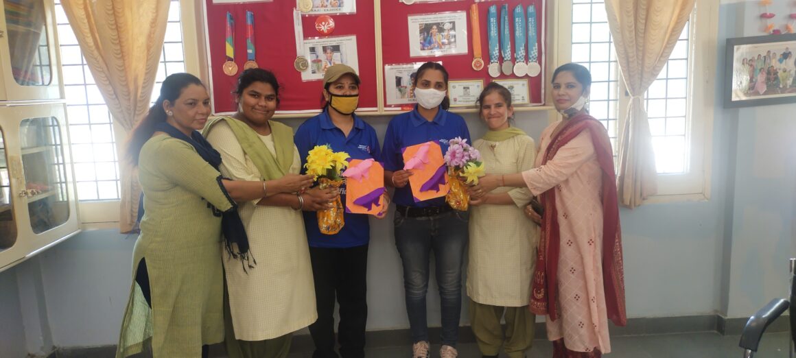 NAVJOT AND REKHA (CENTRE), MAKING A DIFFERENCE.