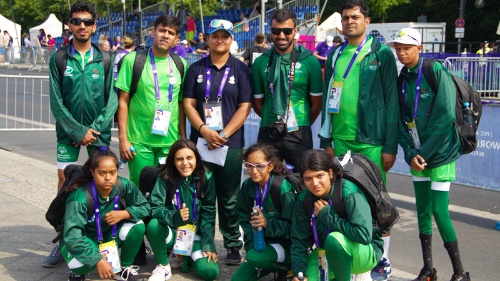 SO Pakistan cyclists and coaches after time trials.